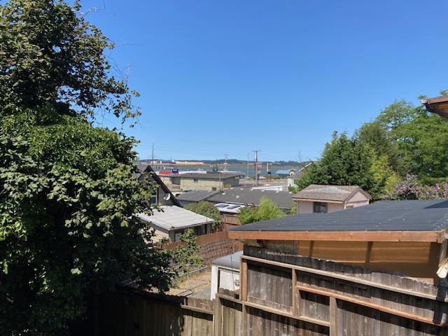 Photo - 2082 Monroe Ave