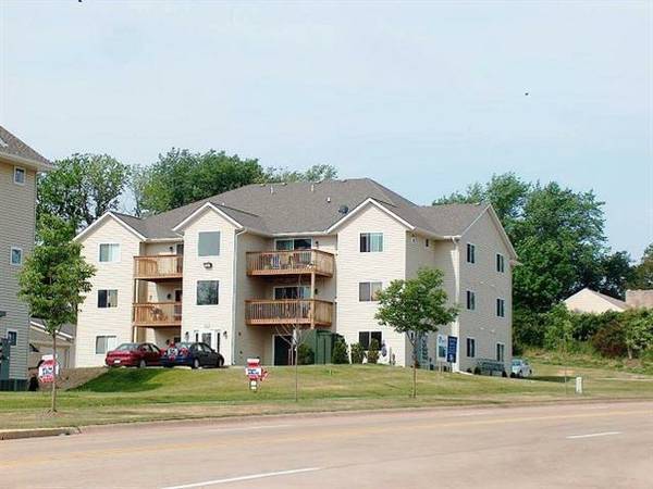 Photo - 4600 Grand Ave Condo Unit 7