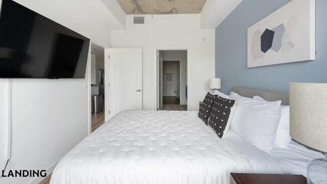 Photo - 1801 Patterson St Unit 304
