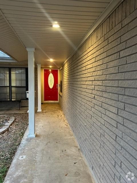 Building Photo - 2714 Tannehill Dr Rental