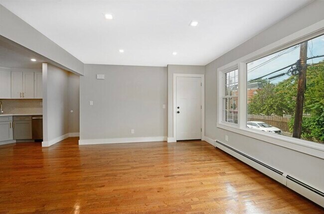 Photo - 43 Alan Terrace Unit 2