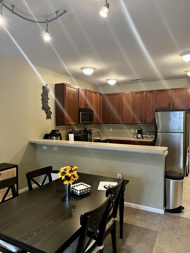 Photo - 5212 Nuthall Dr