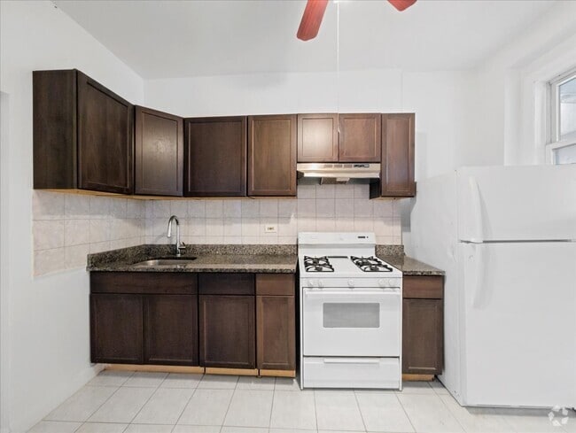 Building Photo - 3135 W Augusta Blvd Rental
