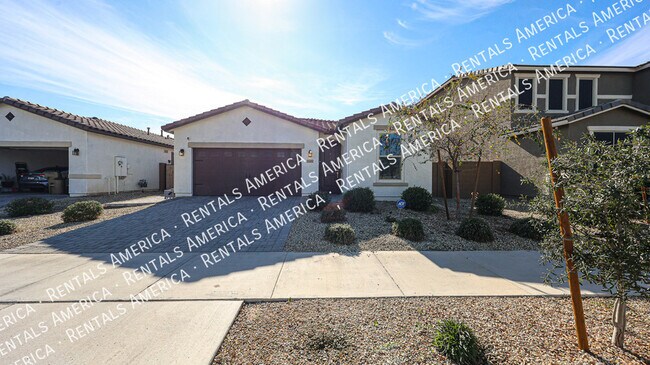 Photo - 15689 W Woodlands Ave