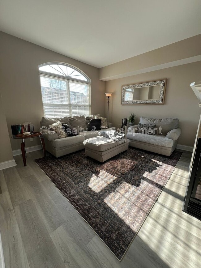 Photo - 112 Lakeshore Dr