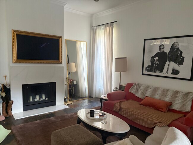4232 McKinney Ave