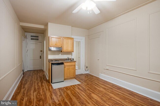 Photo - 1324 Locust St Unit 424
