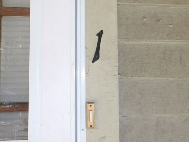 Photo - 629 W Ormsby Ave Unit 629 w. ormsby-1