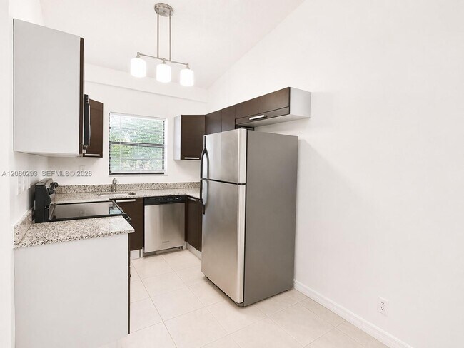 11219 Royal Palm Blvd Unit 0
