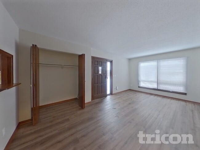 Photo - 1000 Concordia Ave