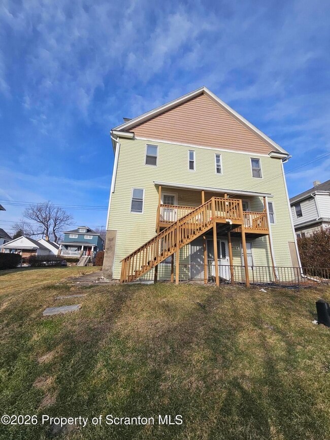 Photo - 1044 John Ave