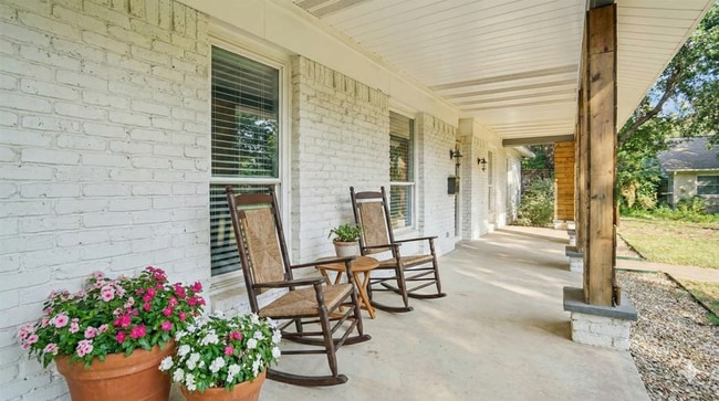 Photo - 3855 Crest Cove Cir