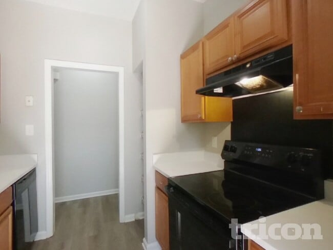 Photo - 8608 Quarry Rd