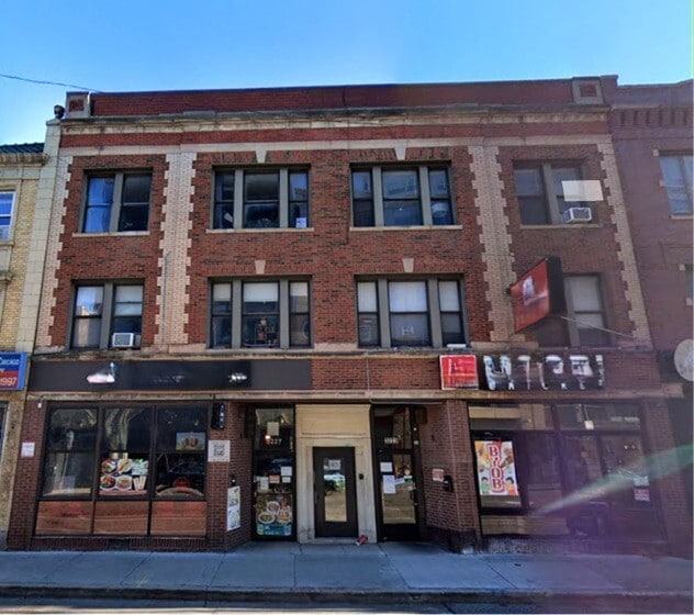 Building Photo - 3223 N Clark St Unit 2S