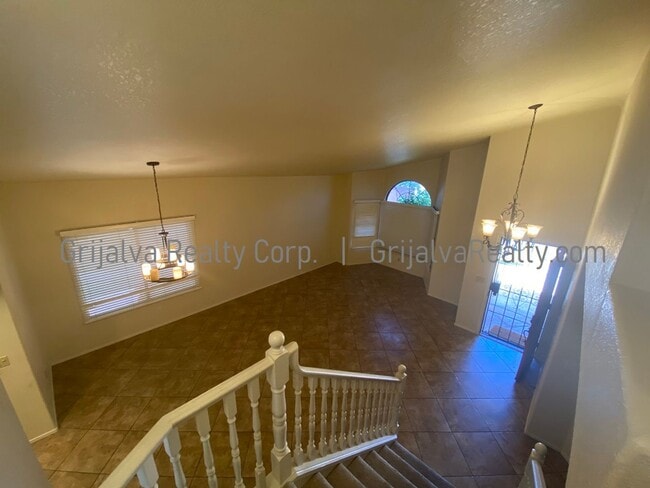 Photo - Amazing 5 BD, 3 BA House + Pool! This Oro ...