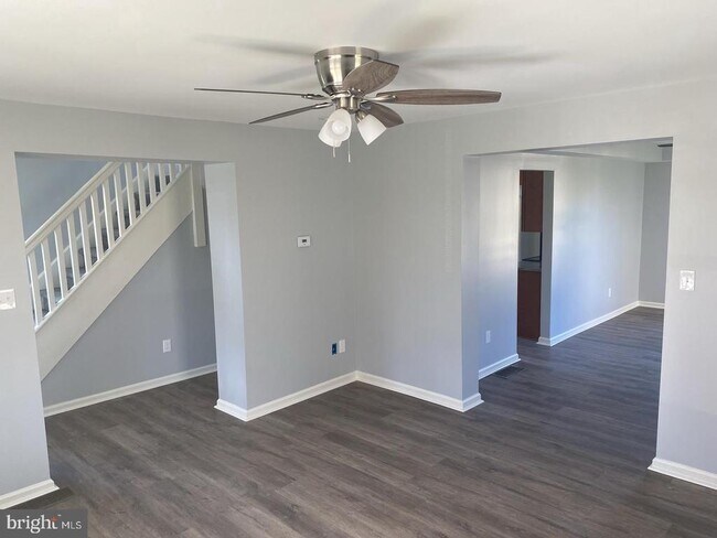 2605 Maple Ave