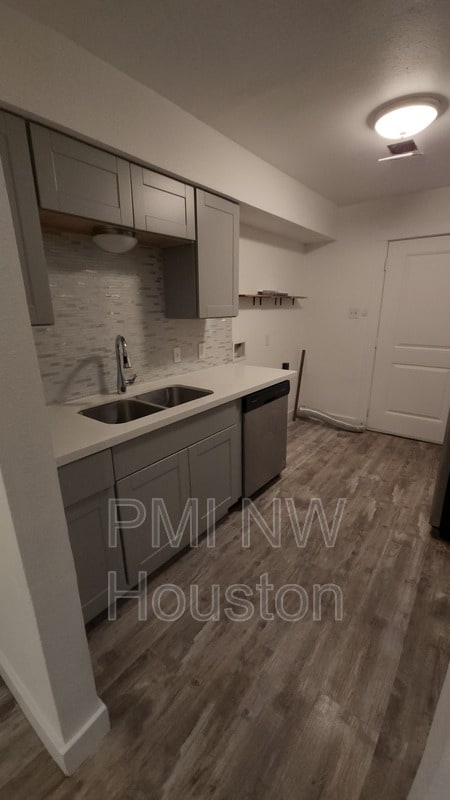 Photo - 2677 Gessner Rd