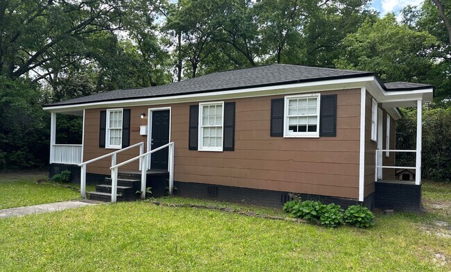 Building Photo - 2309 Lorraine Dr Rental
