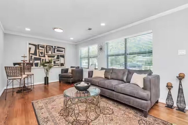 Photo - 2107 Wakefield Dr