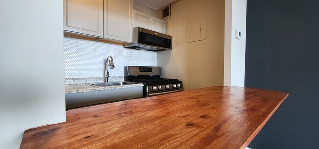 Photo - 2500 N Van Dorn St Unit 1619