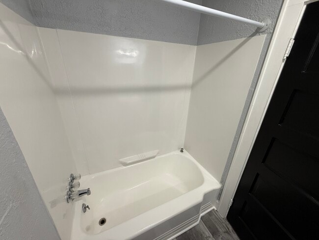 Photo - 6921 Urner Ave Unit 3