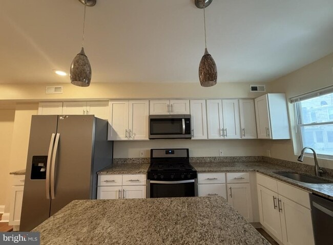 Building Photo - 1422 Richardson St