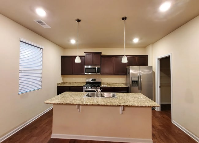 Photo - 79 Meadowlark Way