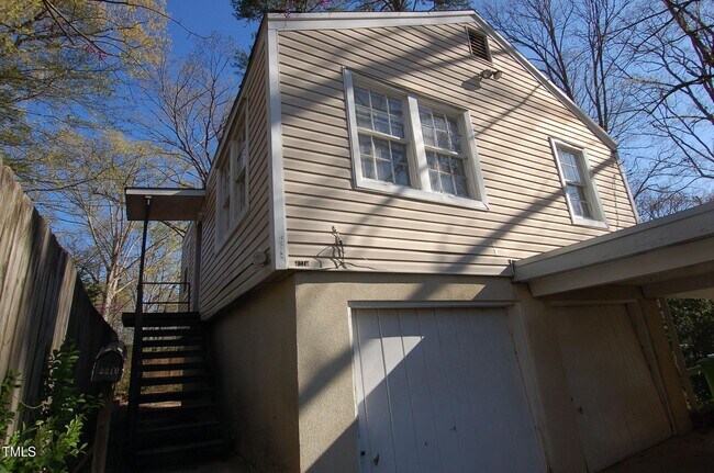 Building Photo - 3206-3210 Unit 3210