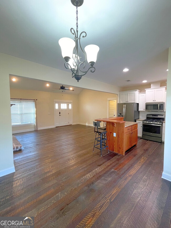 Photo - 102 Settlers Hammock Way