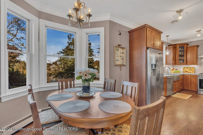 Photo - 612 Lake Ave