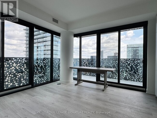 Photo - 55 Charles St E Unit 4211