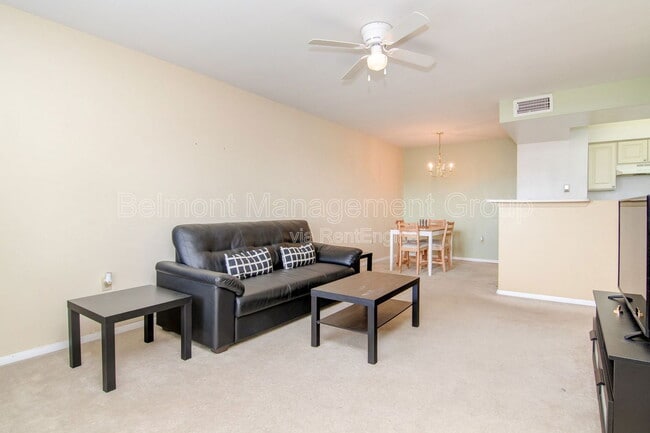 Photo - 3038 Parkway Blvd Unit 304