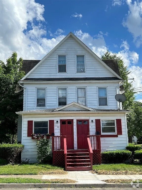 Building Photo - 2 Newton Ave Unit 1 Rental