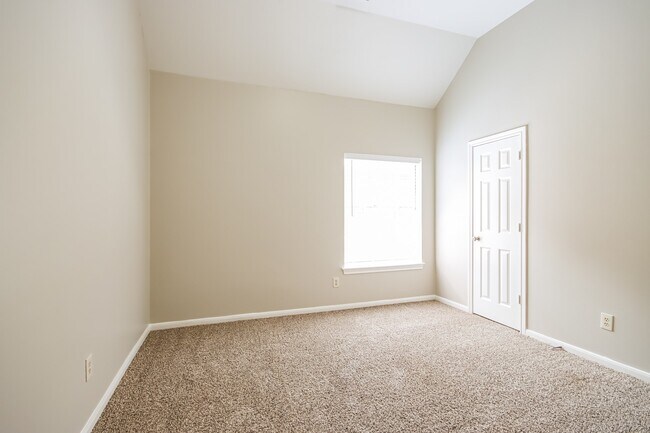 Building Photo - 4030 Echo Mountain Dr