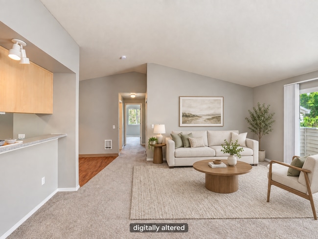 Building Photo - 16924 SE Powell Blvd Unit 32