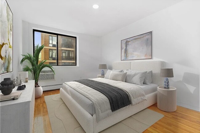 Photo - 394 E 8th St Unidad 7C