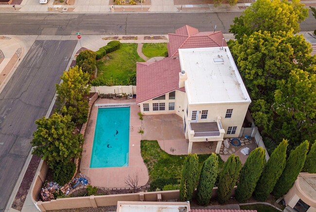 Photo - 9441 Allande Rd NE
