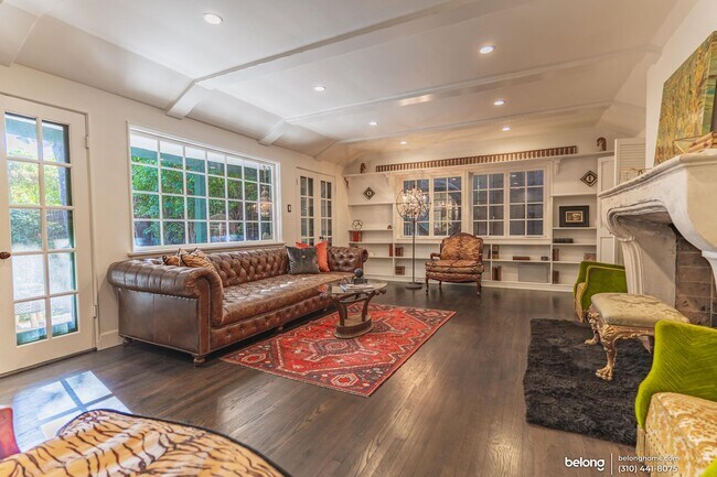 Photo - 9092 St Ives Dr