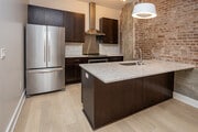 1BR, 1BA - 848SF