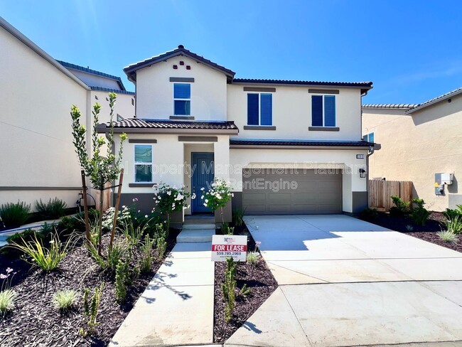 Building Photo - 2915 E Tierra Dr