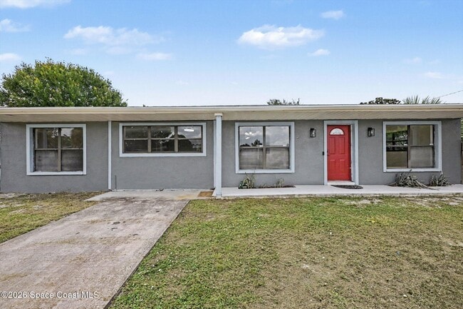 Building Photo - 2292 Lakeview Dr