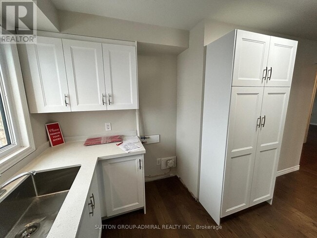 Photo - 166 Kulpin Ave