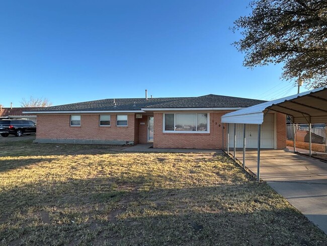 Building Photo - 1506 E 37th St Rental