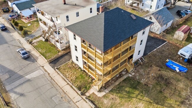 Photo - 67 Fairlawn Ave Unidad 1