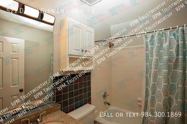 Photo - 521 Darby Glen Ln Unit 2