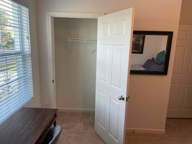 Photo - 1623 Painter St SE