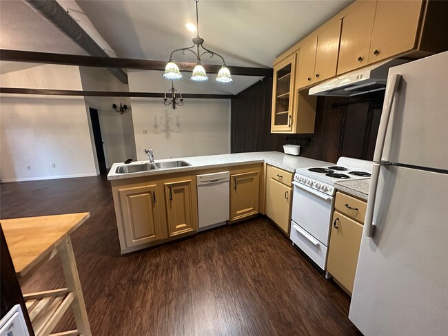 Photo - 1604 Hailey St