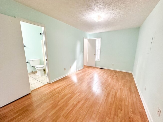 Photo - 3 bedroom 2 bath home located in mid -Wilmington area