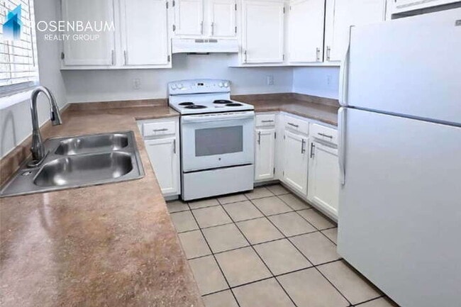 Photo - 725 W 1st Ave Unit 201