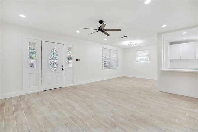 Photo - 1808 Elise Ave